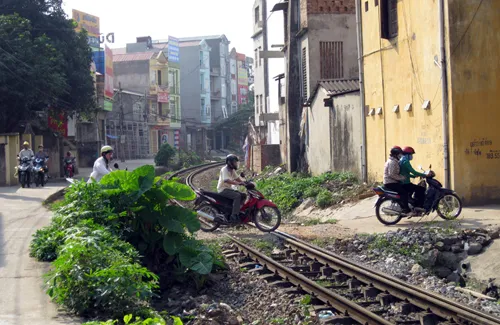 TPHCM: Khẩn trương xây dựng đường sắt trên cao